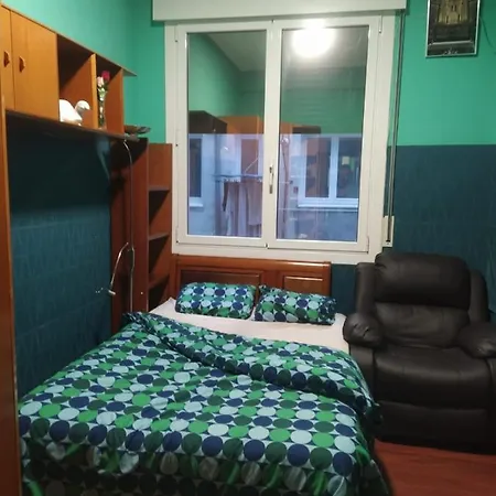 2000 Homestay